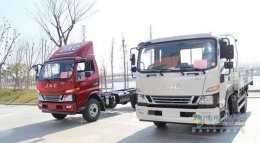 江淮骏铃新款V8“绿通王” 容积、马力、长质保样样齐全