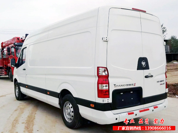 福田图雅诺面包冷冻车