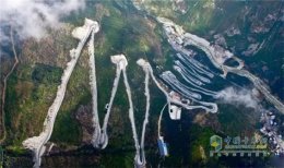 东风天龙旗舰KX成为国内首辆 平稳穿越川藏线天堑二郎山重卡
