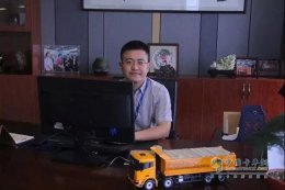 盐田港上的璀璨“明珠”！中集联合卡车助力深圳绿色港口建设