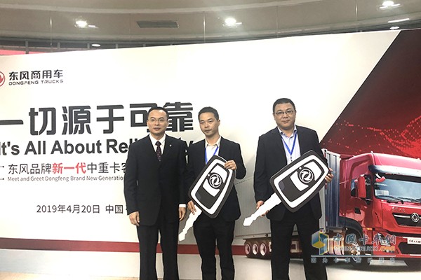现场签约仪式