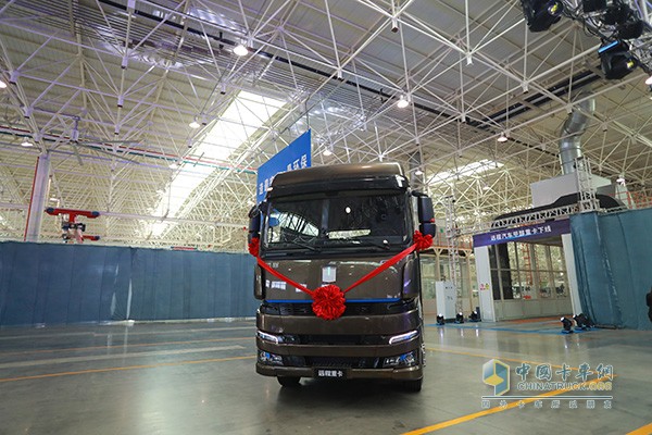 M100甲醇重卡牵引车