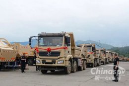 深圳中集40辆深扬帆渣土车交付客户