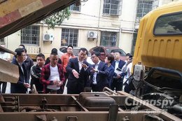 福田瑞沃工程车南区调研深入一线