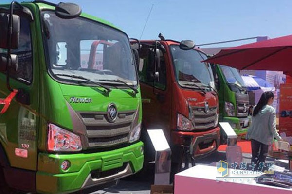 福田瑞沃工程车